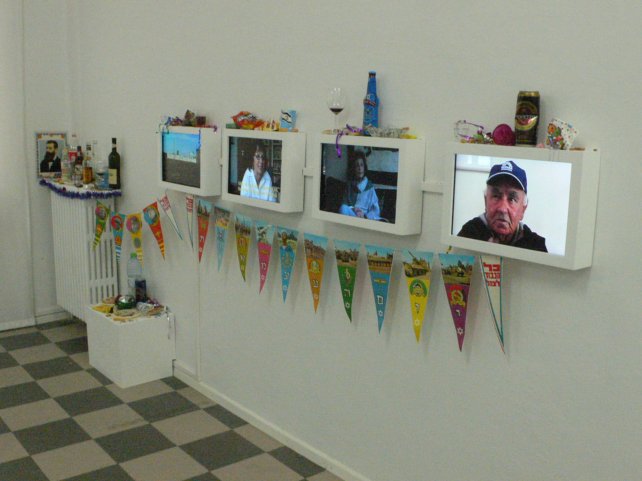 Joyeux anniversaires, vue d exposition 9